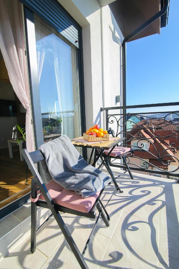 Narcis 17 - Novonamesteni Apartman Sa Prelepim Pogledom Na Tornik Zlatibor Esterno foto